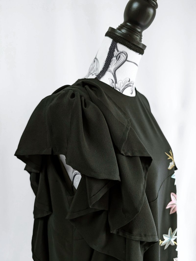 画像24: 【楓×絢爛刺繍】黒留袖アシンメトリーギャザーワンピース (24)