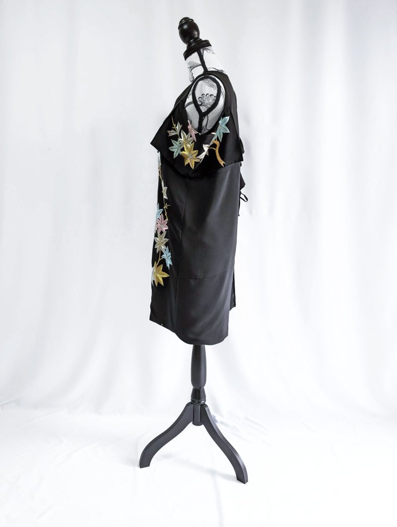 画像29: 【楓×絢爛刺繍】黒留袖アシンメトリーギャザーワンピース (29)