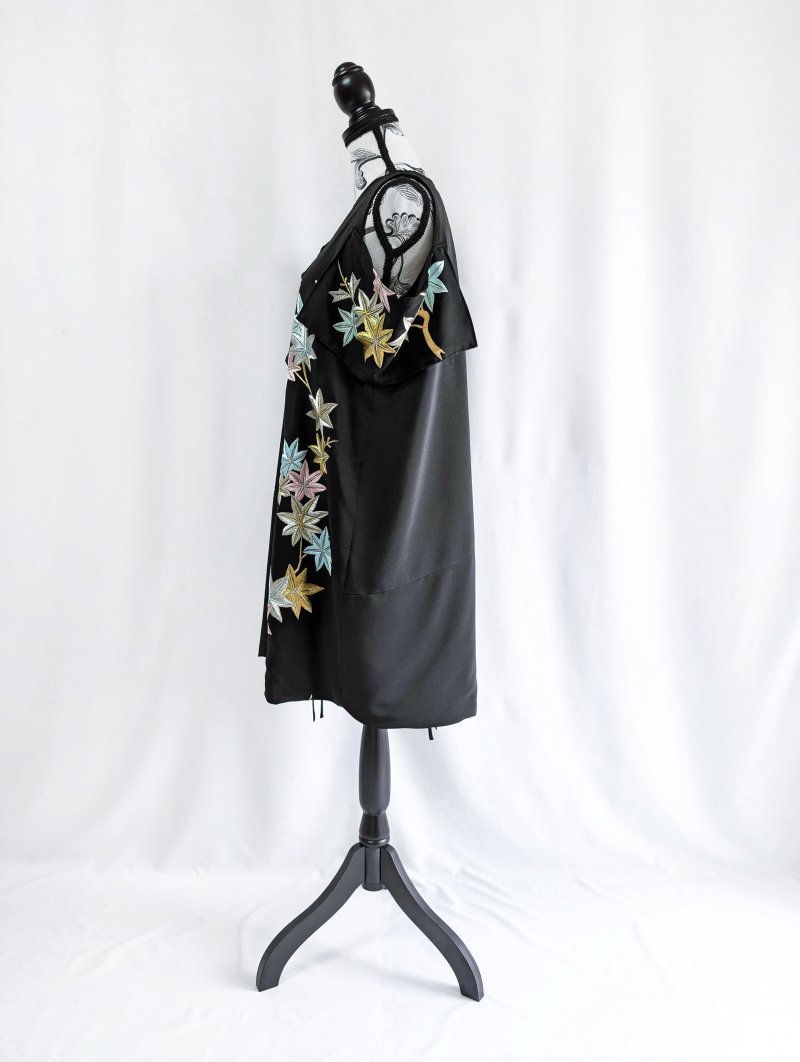 画像14: 【楓×絢爛刺繍】黒留袖アシンメトリーギャザーワンピース (14)