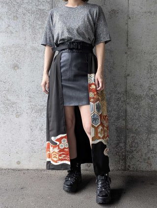 専用です　　　241　着物リメイク黒留袖　ロングスカート 着物リメイク 黒留袖 紋入り、ヤマドリ マーメイドスカート