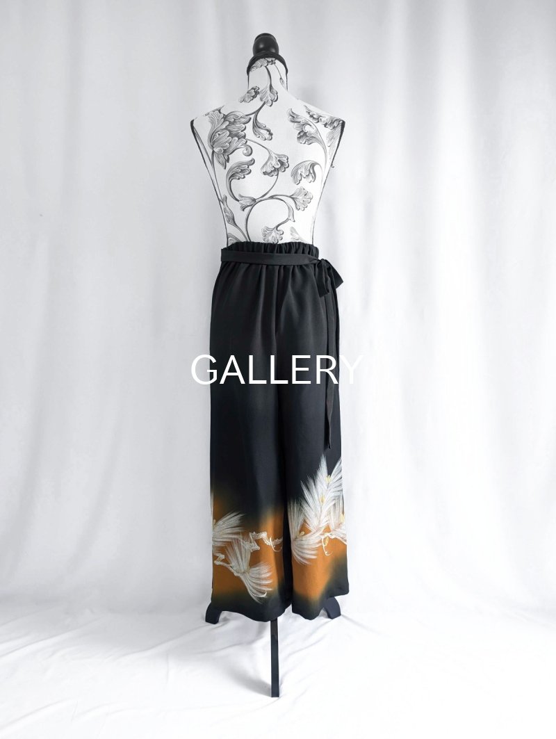 画像16: 【墨黒×松葉白金】黒留袖ワイドラップパンツ (16)