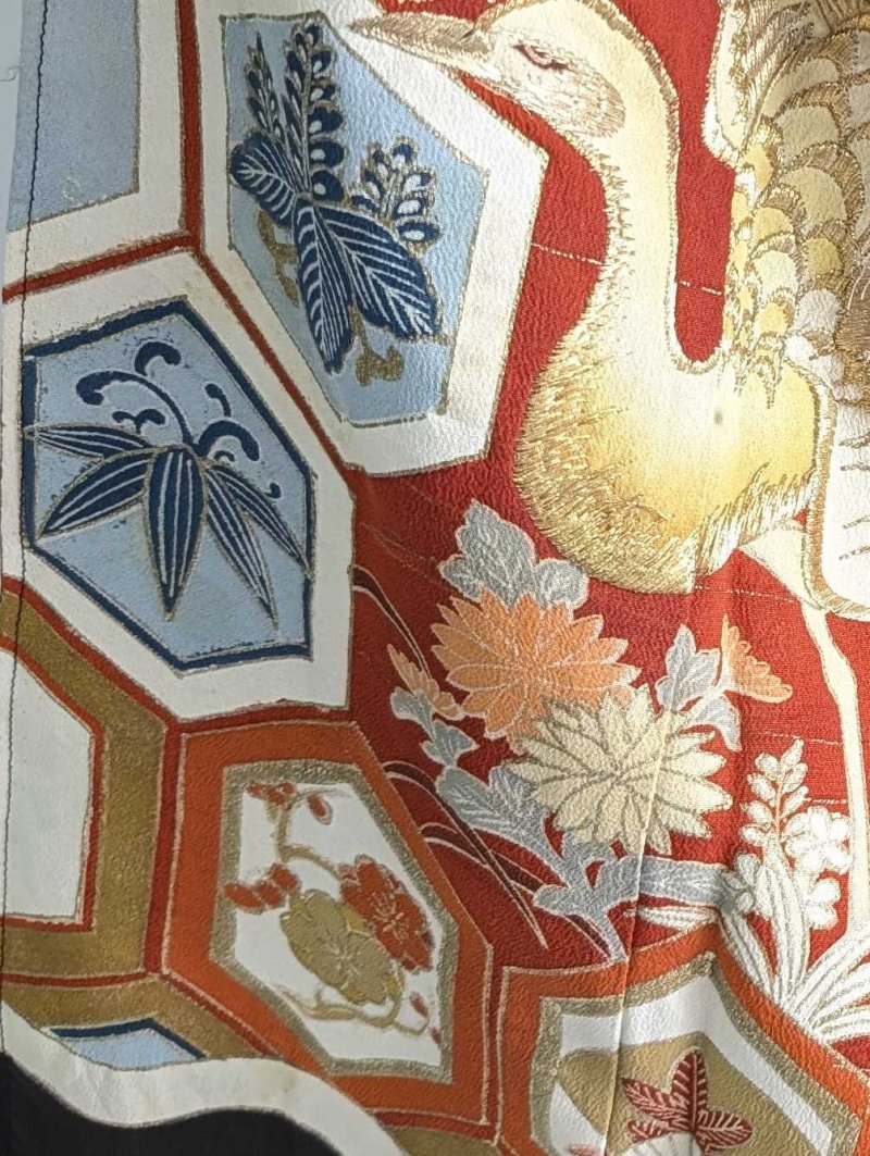 画像22: 【刺繍孔雀×亀甲文様】黒留袖オーバースカート (22)