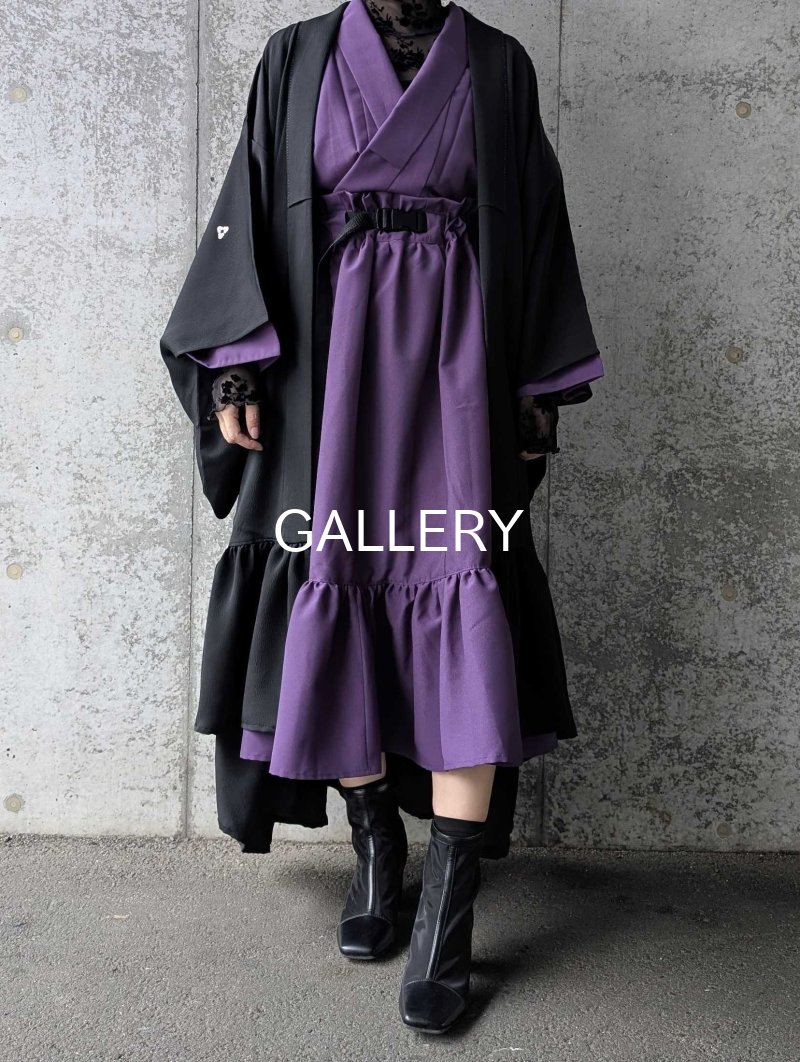 画像8: 【尻合せ三つ洲浜紋】黒紋付フリルガウン (8)