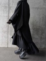 画像4: 【尻合せ三つ洲浜紋】黒紋付フリルガウン (4)
