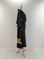 画像16: 【牡丹×丸に剣片食紋】黒留袖オーバースカートセットアップ - Directed Waist - (16)