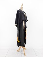 画像16: 【牡丹×丸に剣片食紋】黒留袖オーバースカートセットアップ - Directed Waist - (16)