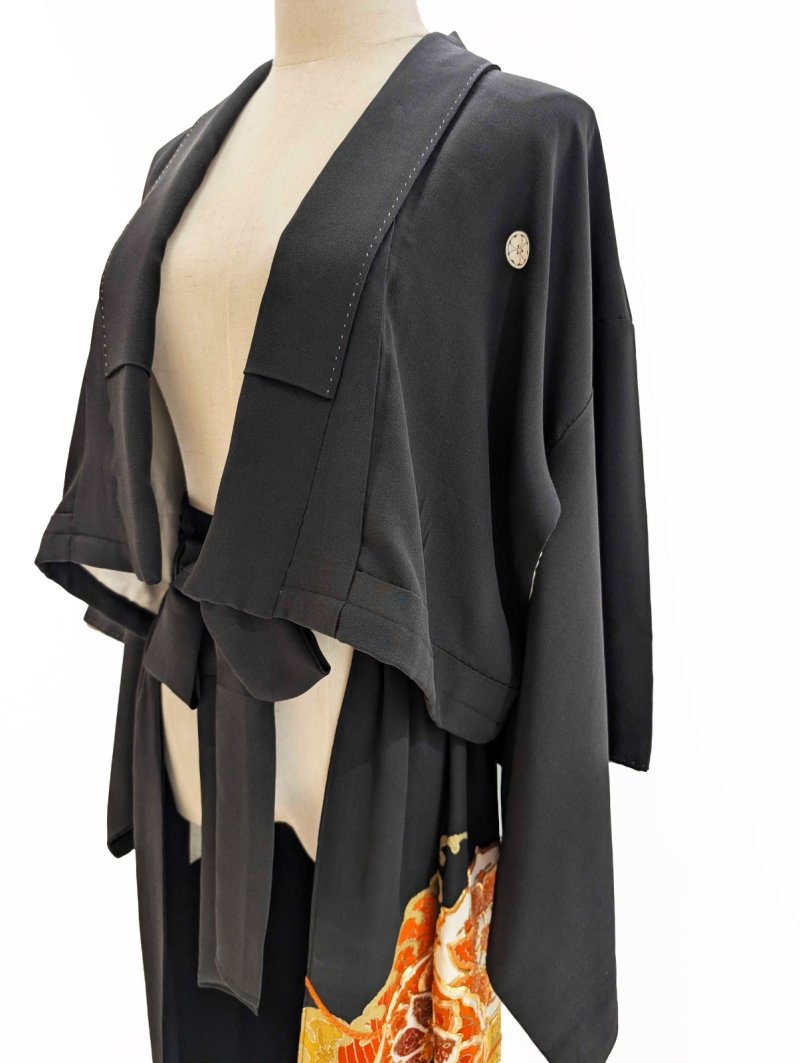 画像14: 【牡丹×丸に剣片食紋】黒留袖オーバースカートセットアップ - Directed Waist - (14)