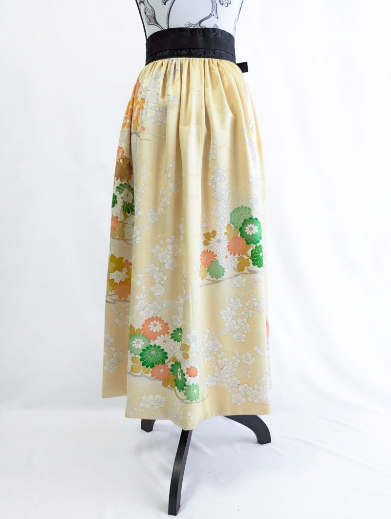 画像15: 【淡黄地紋×金駒菊×四季草花】振袖オーバースカート&リボンジャケット (15)