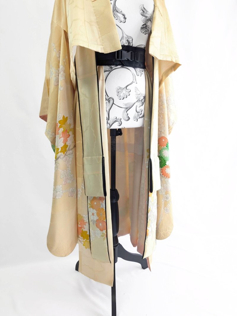 画像38: 【淡黄地紋×金駒菊×四季草花】振袖オーバースカート&リボンジャケット (38)