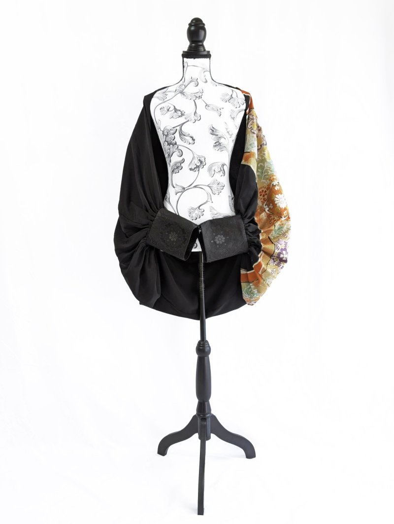 画像11: 【金駒華紋】黒留袖ビッグシルエットマーガレット (11)