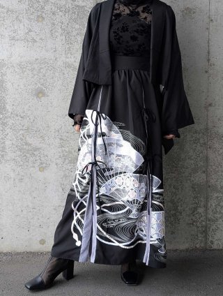 彩　着物リメイク♪ 黒留着物からロングワンピース❣️丈138cm 彩 着物リメイク♪ 黒留着物からロングワンピース❣️丈138cm