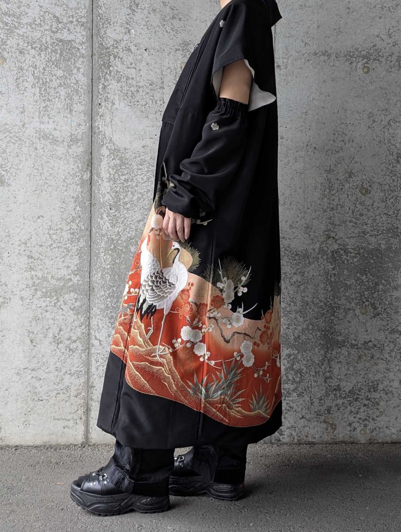 画像3: 【梅×刺繍立ち鶴】黒留袖ガウン＆アームカバー (3)