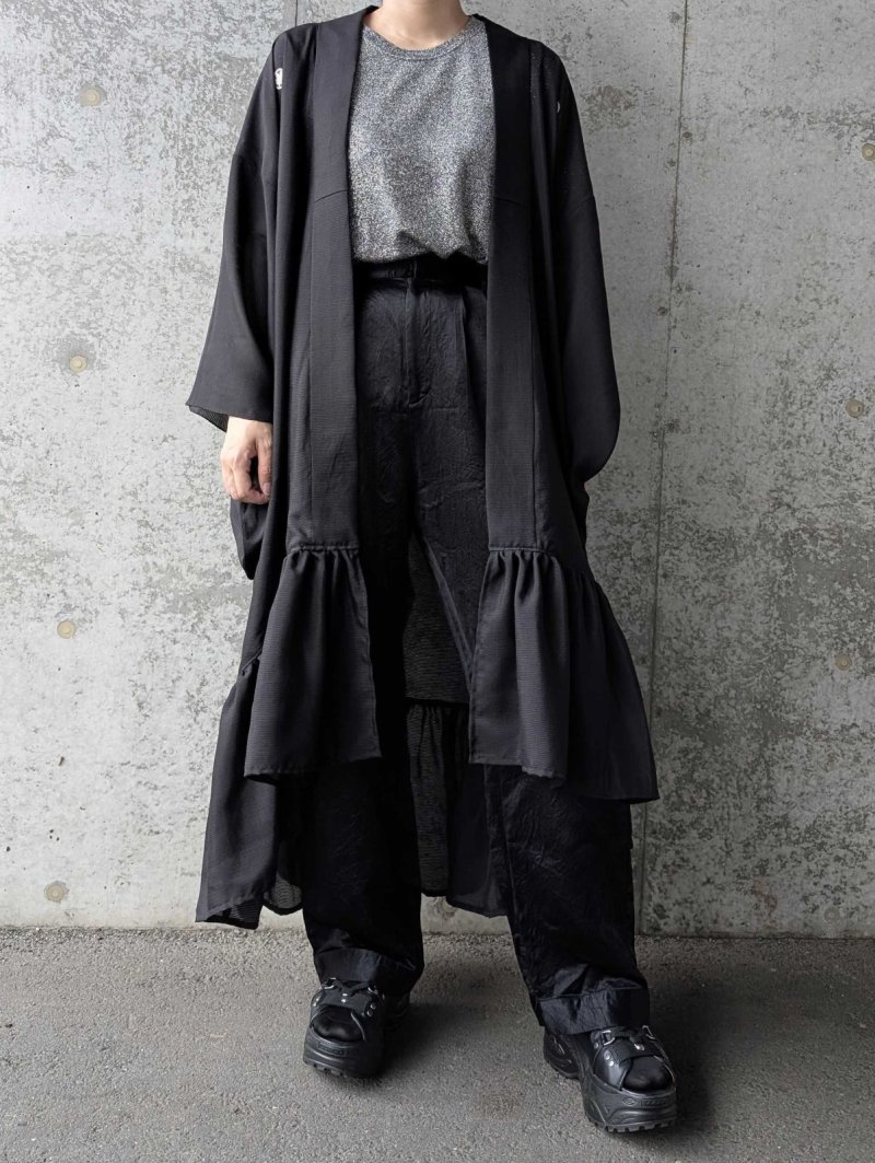 画像6: 【丸に立ち沢瀉紋】黒紋付シースルーフリルガウン (6)