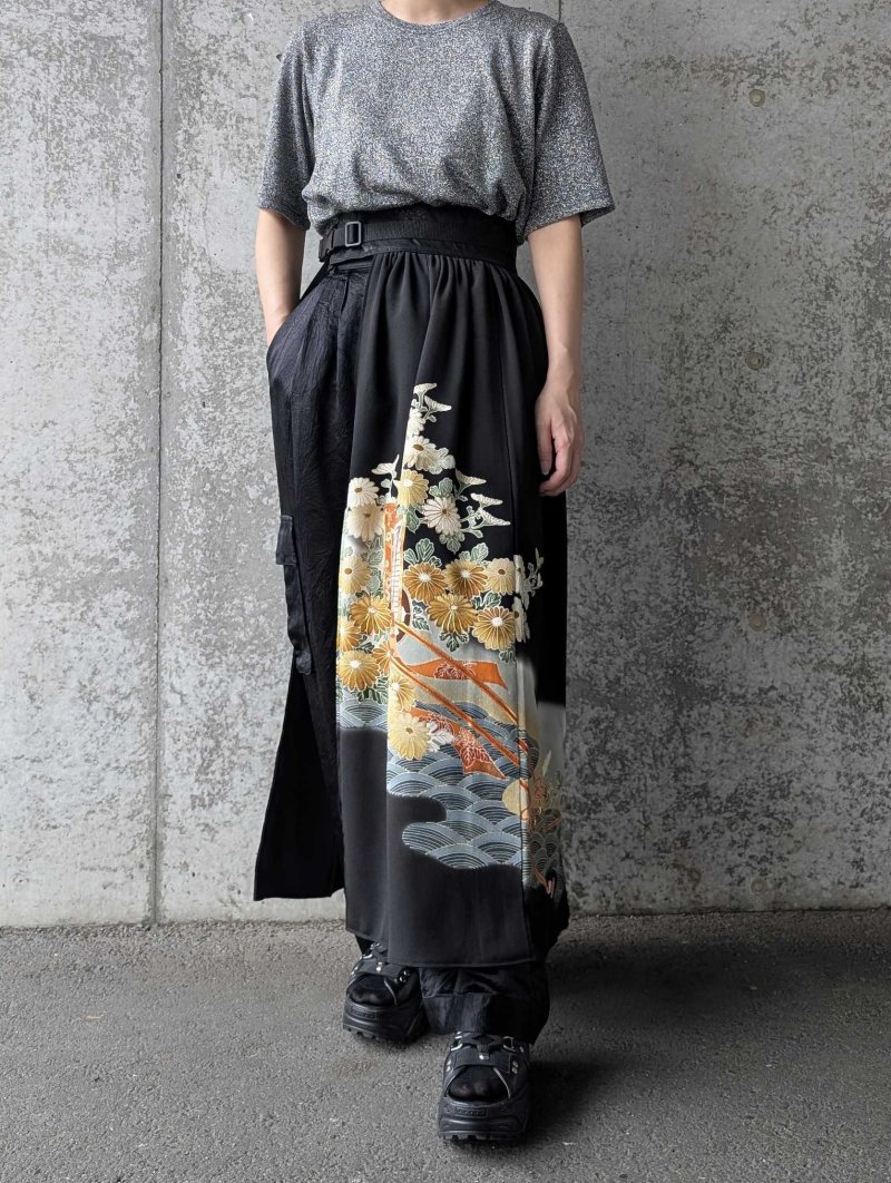 画像7: 【金駒×菊×御所車文様】黒留袖オーバースカート (7)