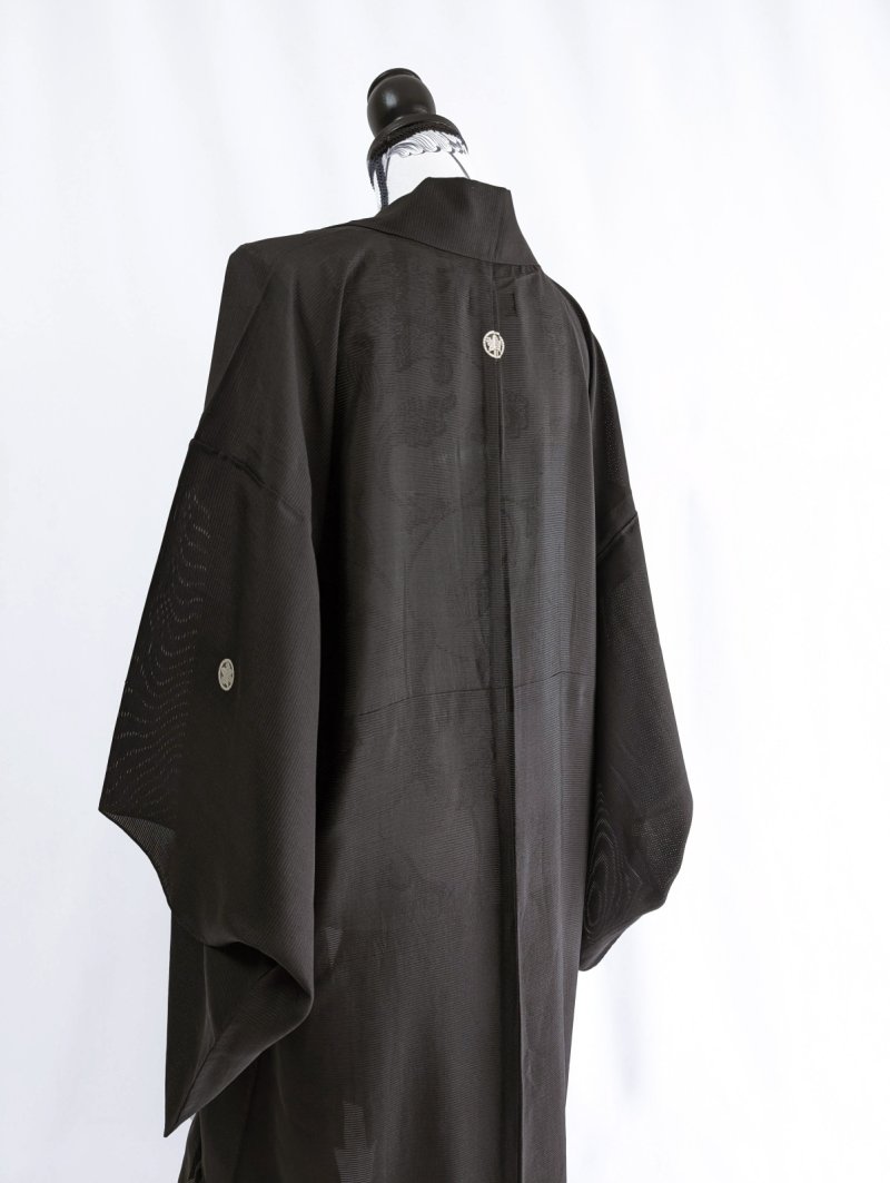 画像16: 【丸に立ち沢瀉紋】黒紋付シースルーフリルガウン (16)