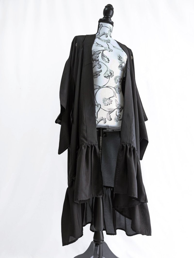 画像18: 【丸に立ち沢瀉紋】黒紋付シースルーフリルガウン (18)