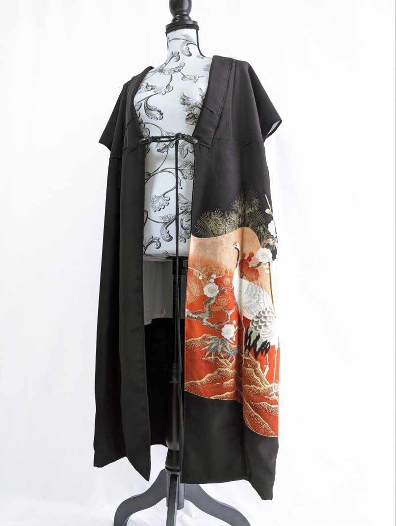 画像22: 【梅×刺繍立ち鶴】黒留袖ガウン＆アームカバー (22)