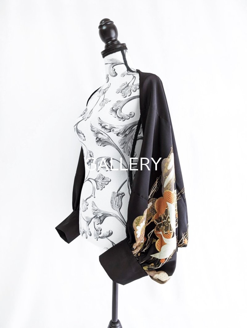 画像16: 【笠松×敷き松葉×飛鶴】黒留袖マーガレット (16)