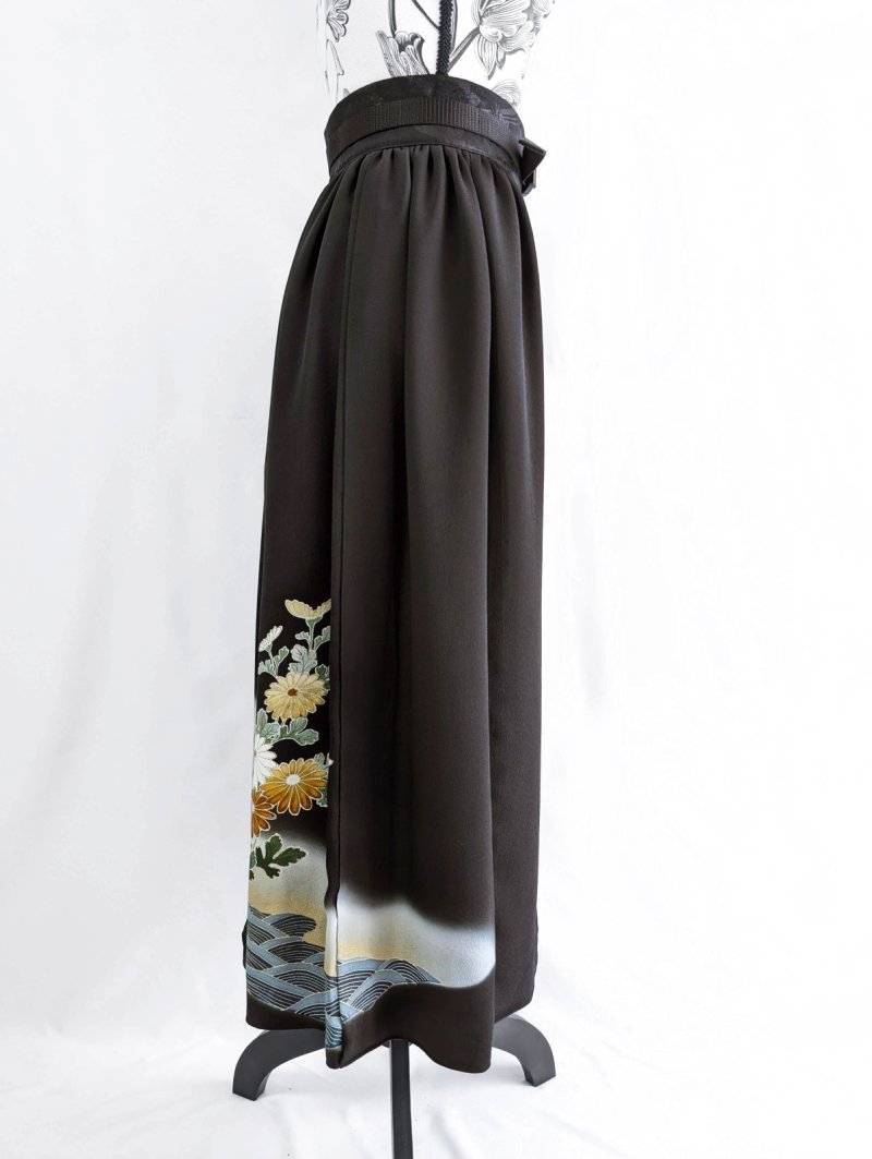画像18: 【金駒×菊×御所車文様】黒留袖オーバースカート (18)