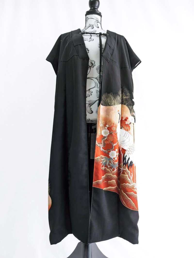 画像13: 【梅×刺繍立ち鶴】黒留袖ガウン＆アームカバー (13)