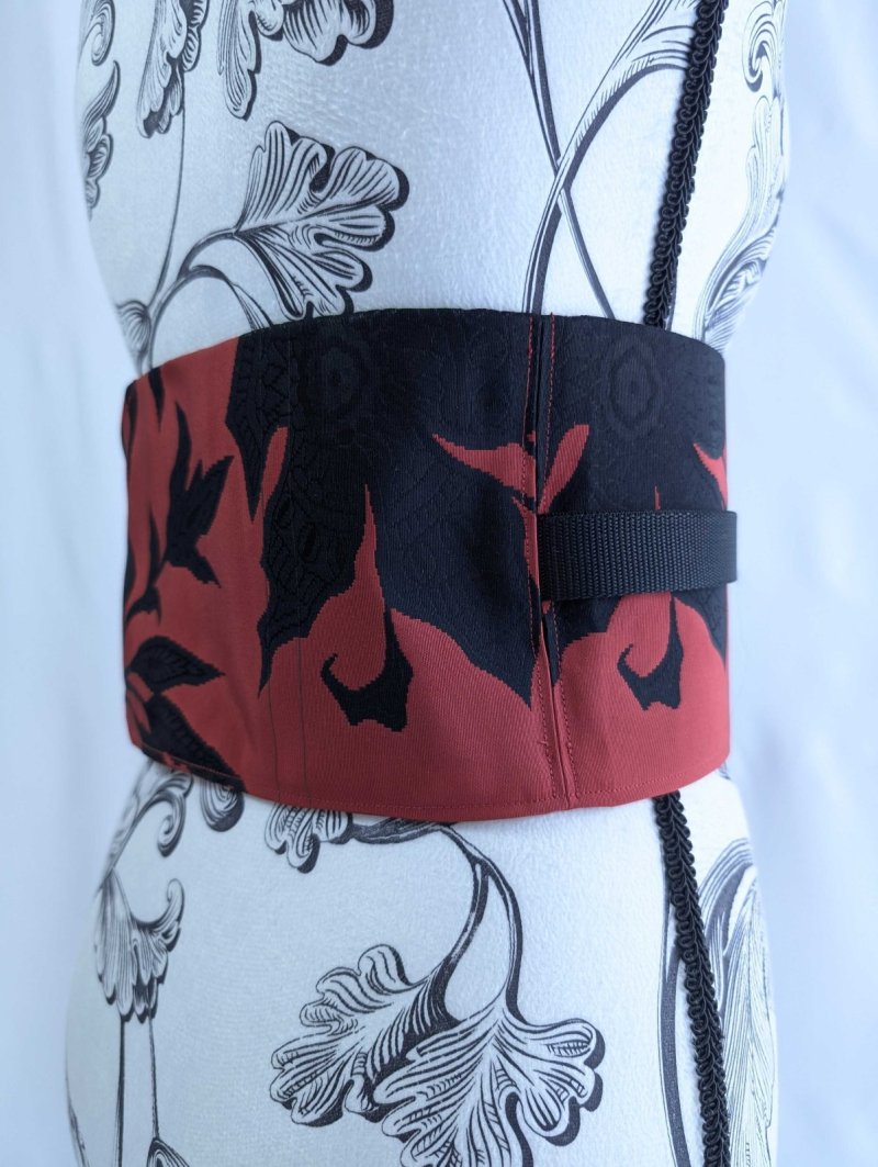 画像6: 帯ベルト【赤黒×ゴシック調×草花】 (6)