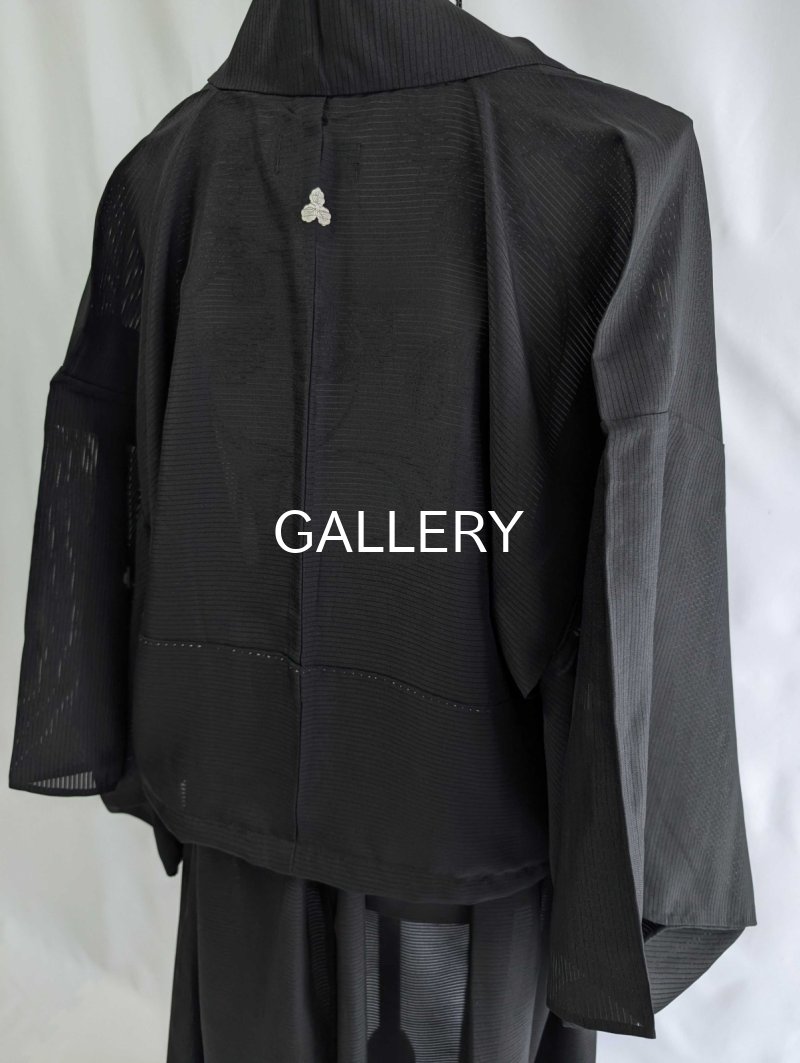 画像11: 【三つ柏】黒紋付シースルーオーバースカートセットアップ (11)