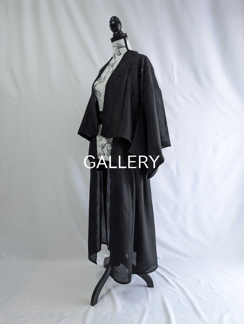 画像9: 【三つ柏】黒紋付シースルーオーバースカートセットアップ (9)