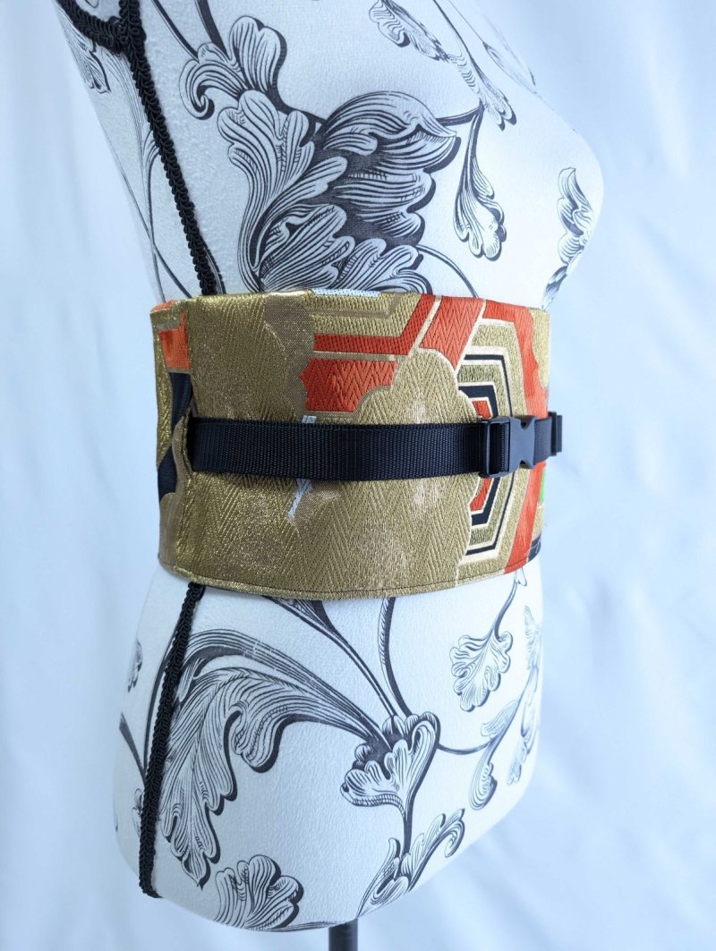 画像7: 帯ベルト【金糸×雲取り×亀甲文様】 (7)