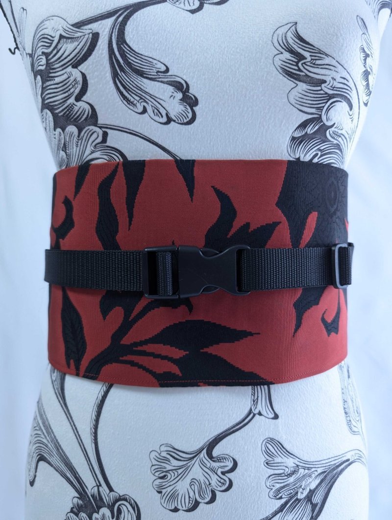 画像2: 帯ベルト【赤黒×ゴシック調×草花】 (2)