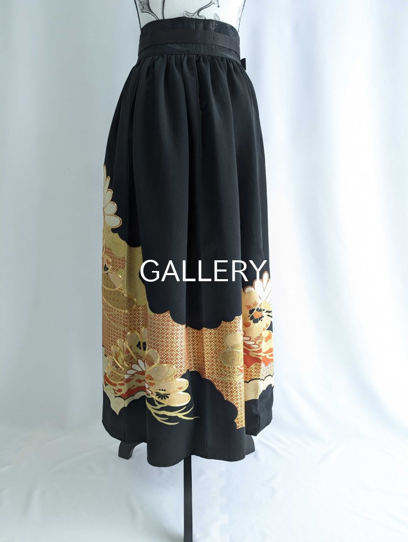画像13: 【雲取り×金駒笠松に四季草花】黒留袖オーバースカート (13)