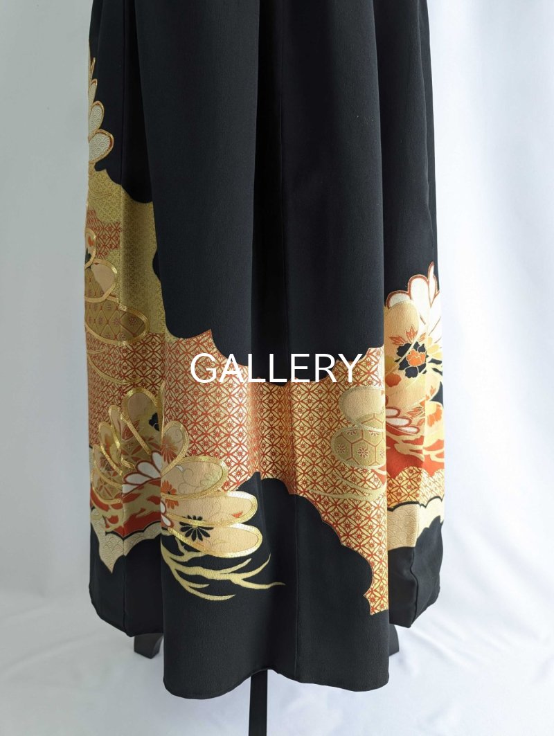 画像14: 【雲取り×金駒笠松に四季草花】黒留袖オーバースカート (14)