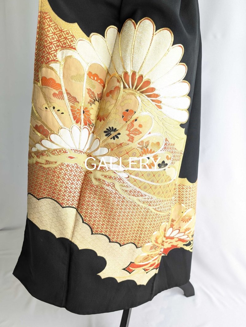 画像9: 【雲取り×金駒笠松に四季草花】黒留袖オーバースカート (9)