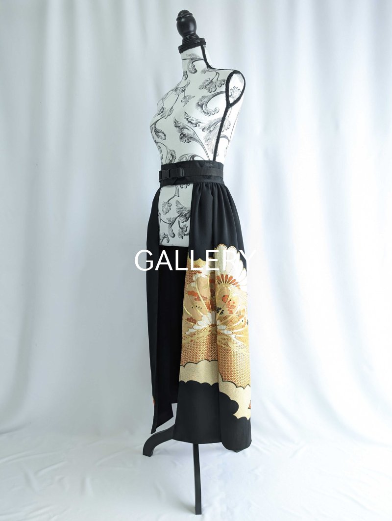 画像7: 【雲取り×金駒笠松に四季草花】黒留袖オーバースカート (7)