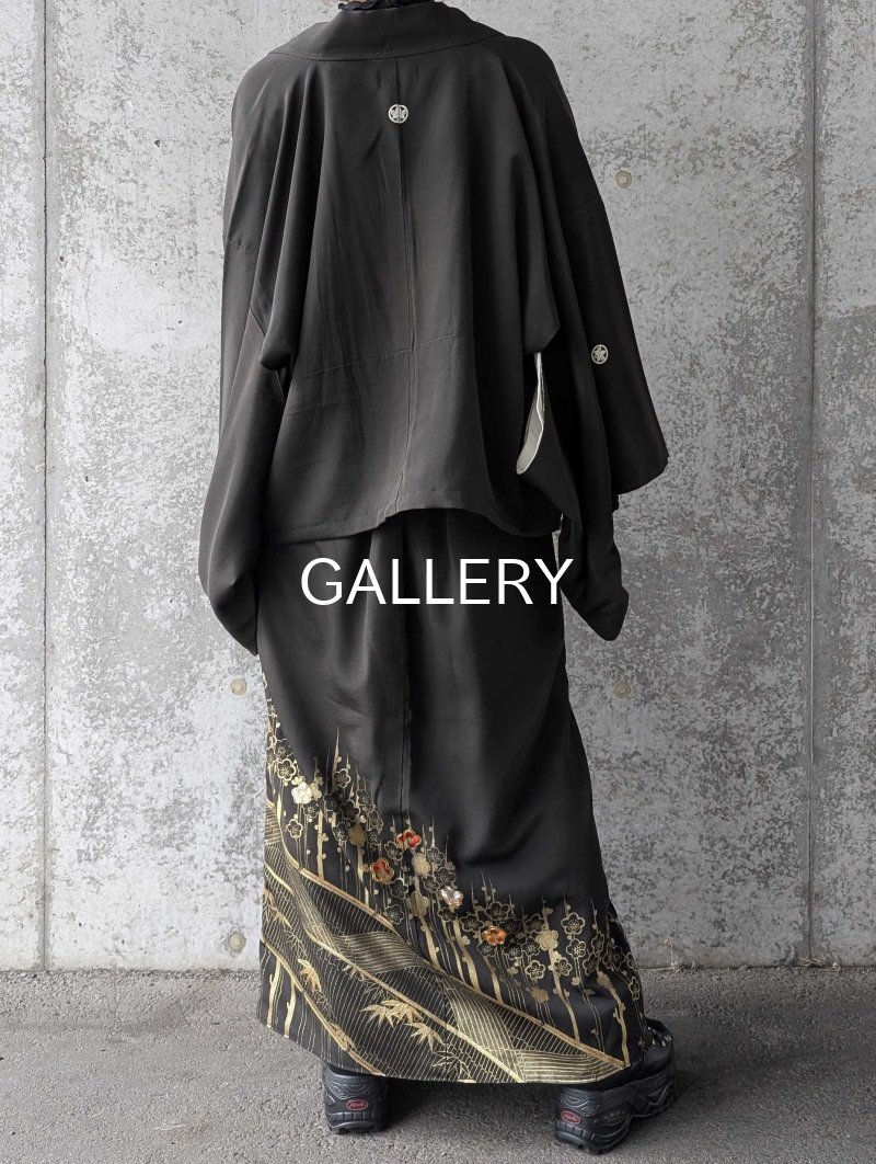 画像2: 【金駒×梅竹文様×黒橡色】黒留袖ラップスカートセットアップ (2)