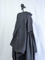画像15: 【中陰蔦紋】黒紋付クラゲガウン (15)