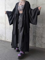 画像1: 【中陰蔦紋】黒紋付クラゲガウン (1)