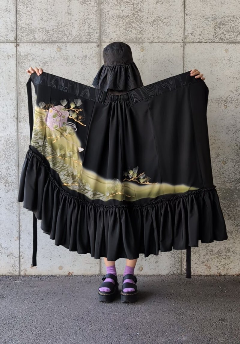 画像3: 【松に文箱文様】黒留袖マーメイドラップスカート (3)