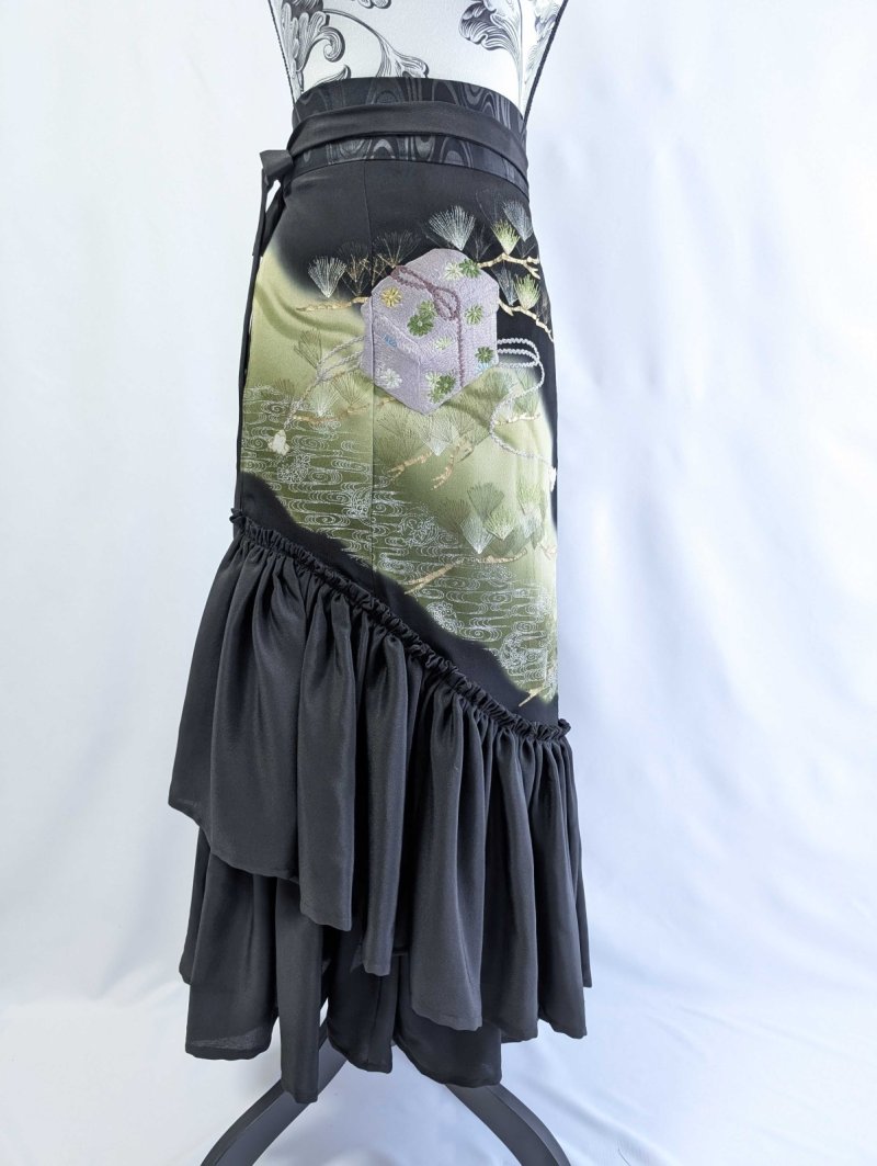 画像5: 【松に文箱文様】黒留袖マーメイドラップスカート (5)