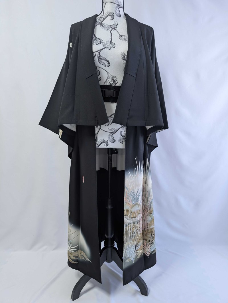 画像8: 【片喰紋×流水に竹や葦】落款付き黒留袖オーバースカートセットアップ (8)