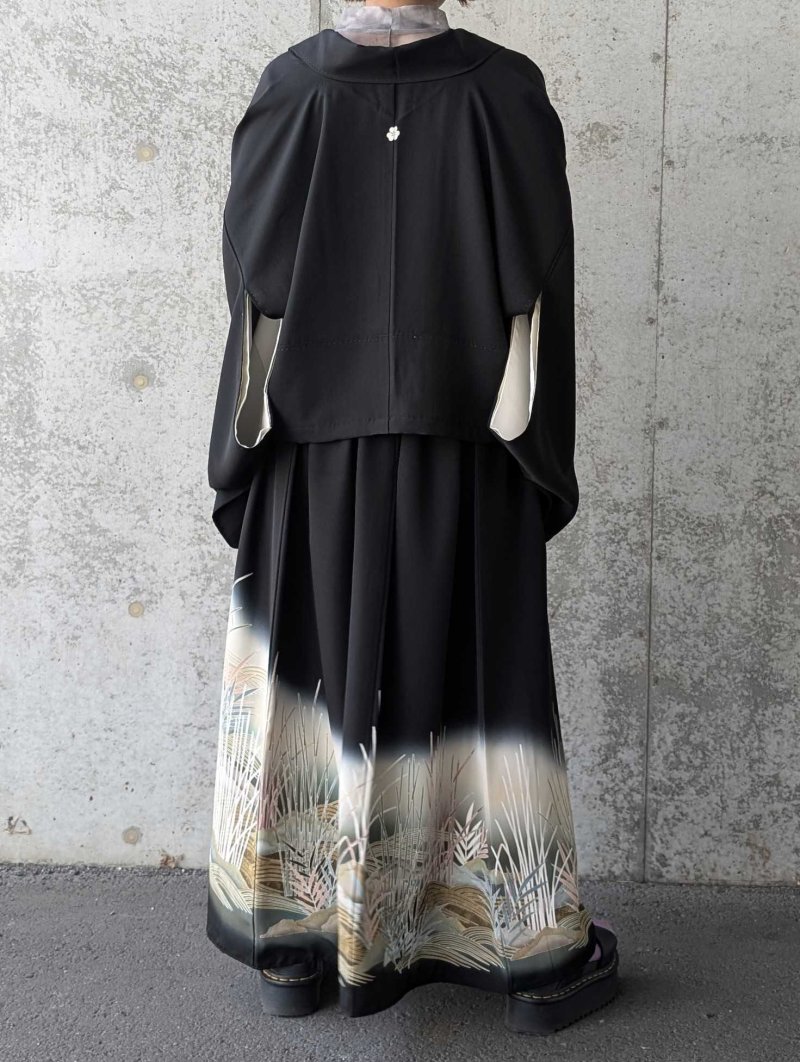 画像5: 【片喰紋×流水に竹や葦】落款付き黒留袖オーバースカートセットアップ (5)