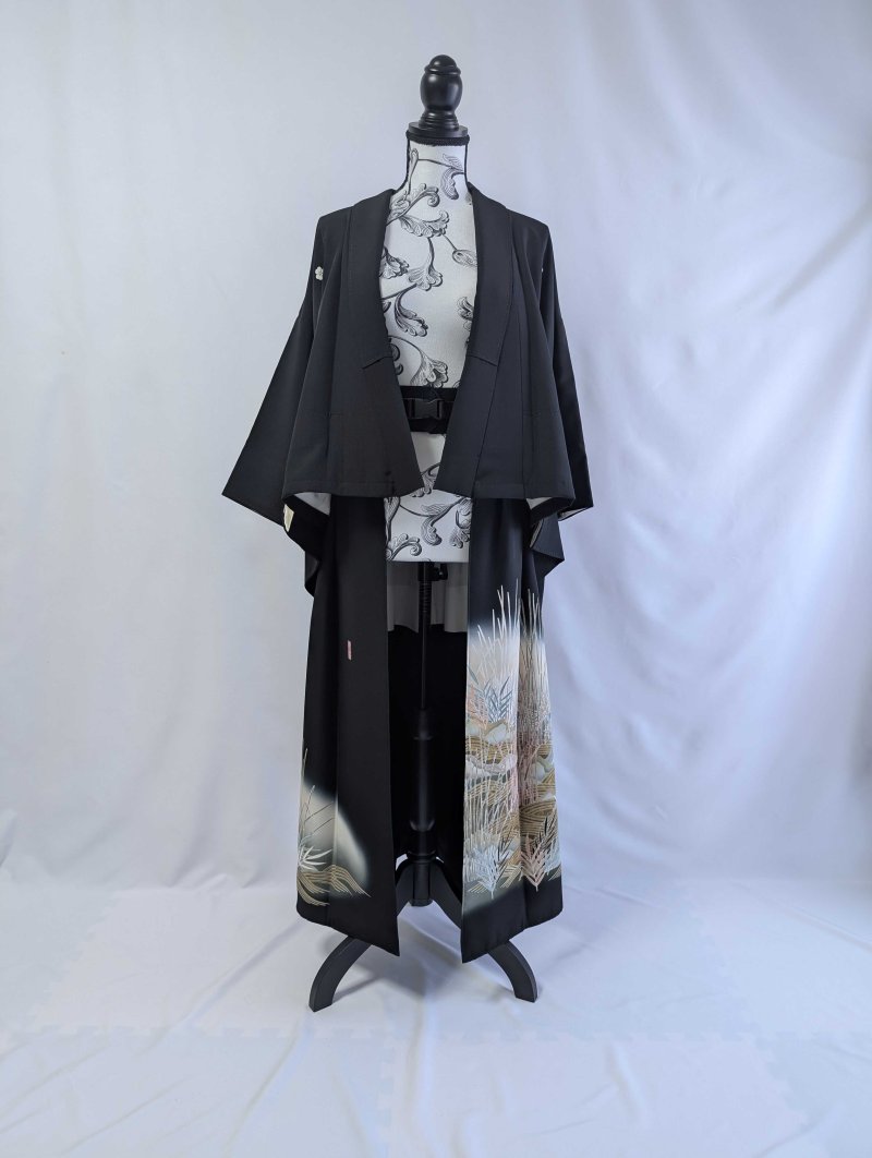 画像7: 【片喰紋×流水に竹や葦】落款付き黒留袖オーバースカートセットアップ (7)