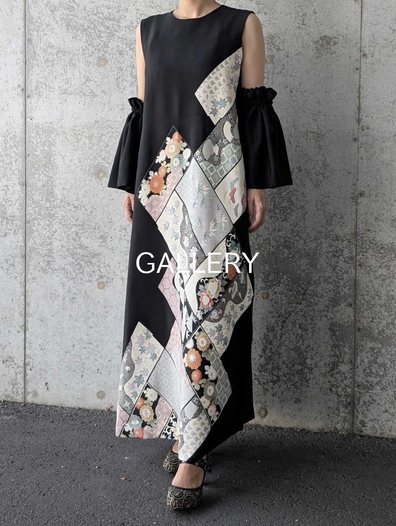 画像1: 【抱き茗荷紋×菊重ね】黒留袖ワンピース＆フリルスリーブ (1)
