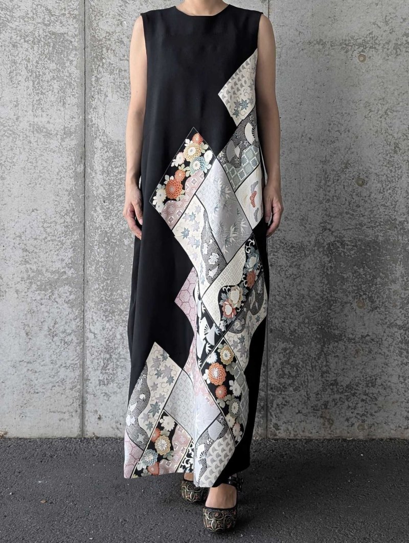 画像10: 【抱き茗荷紋×菊重ね】黒留袖ワンピース＆フリルスリーブ (10)