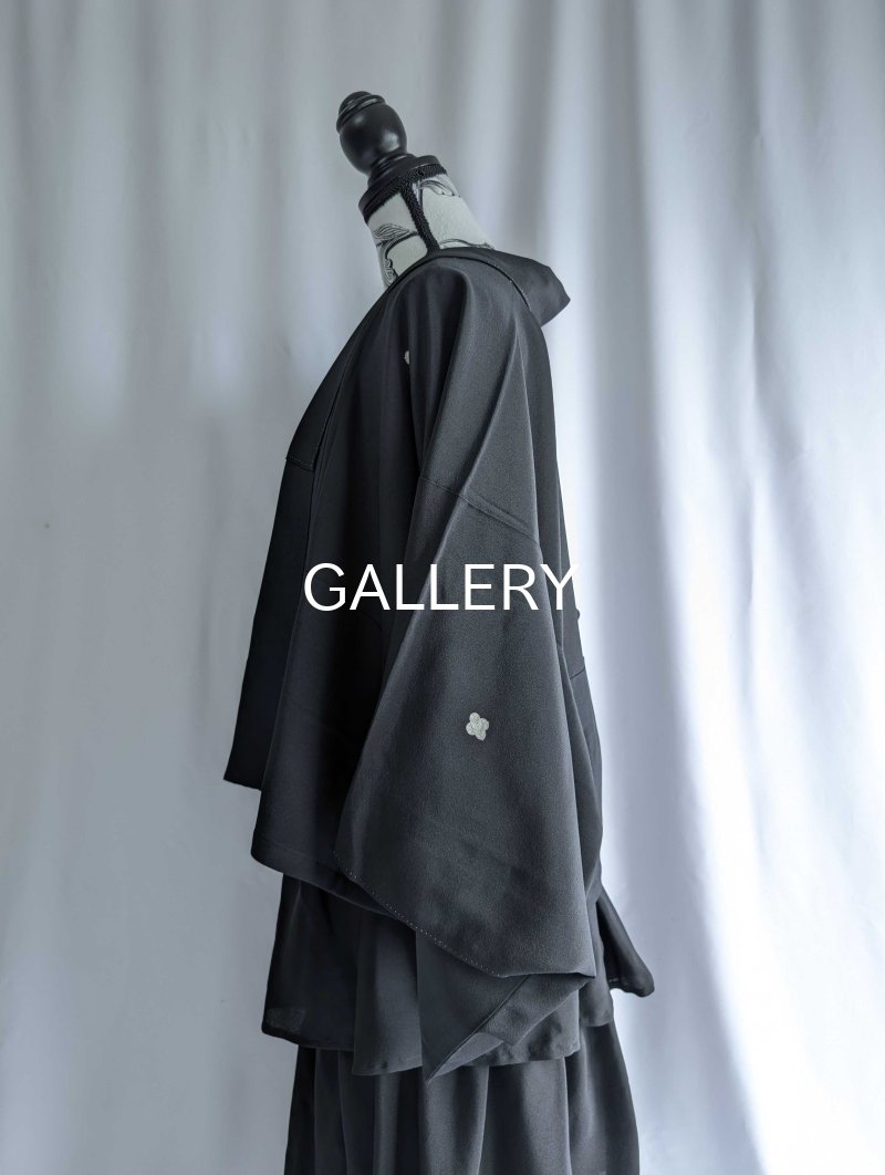 画像26: 【違い鷹の羽紋】黒紋付フリルティアードラップスカートセットアップ (26)