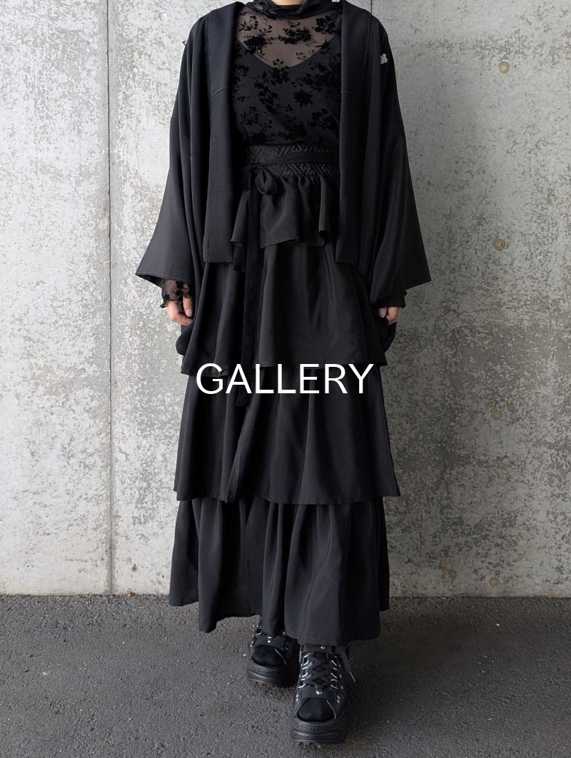 画像8: 【違い鷹の羽紋】黒紋付フリルティアードラップスカートセットアップ (8)