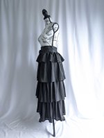 画像18: 【違い鷹の羽紋】黒紋付フリルティアードラップスカートセットアップ (18)