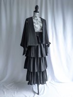 画像21: 【違い鷹の羽紋】黒紋付フリルティアードラップスカートセットアップ (21)
