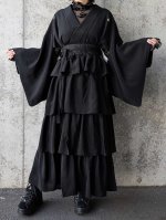 画像4: 【違い鷹の羽紋】黒紋付フリルティアードラップスカートセットアップ (4)