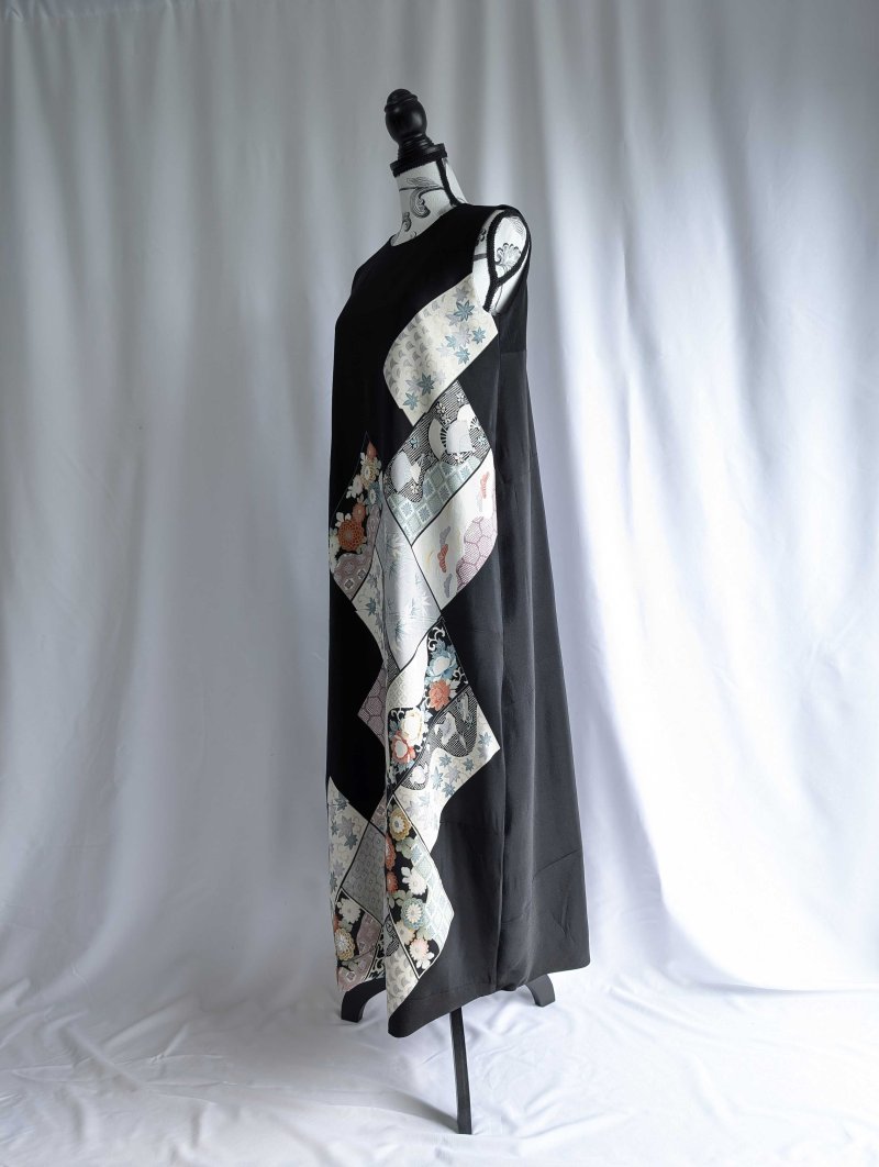 画像14: 【抱き茗荷紋×菊重ね】黒留袖ワンピース＆フリルスリーブ (14)