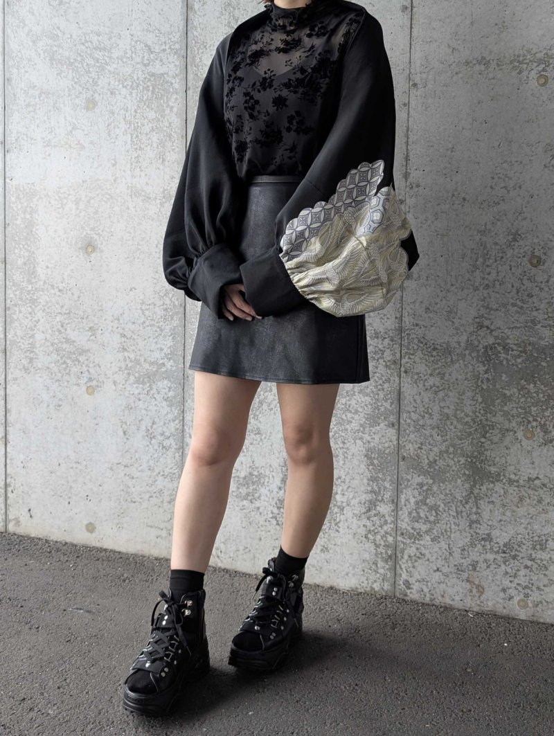 画像2: 【飛鶴×亀甲文様】黒留袖マーガレット (2)